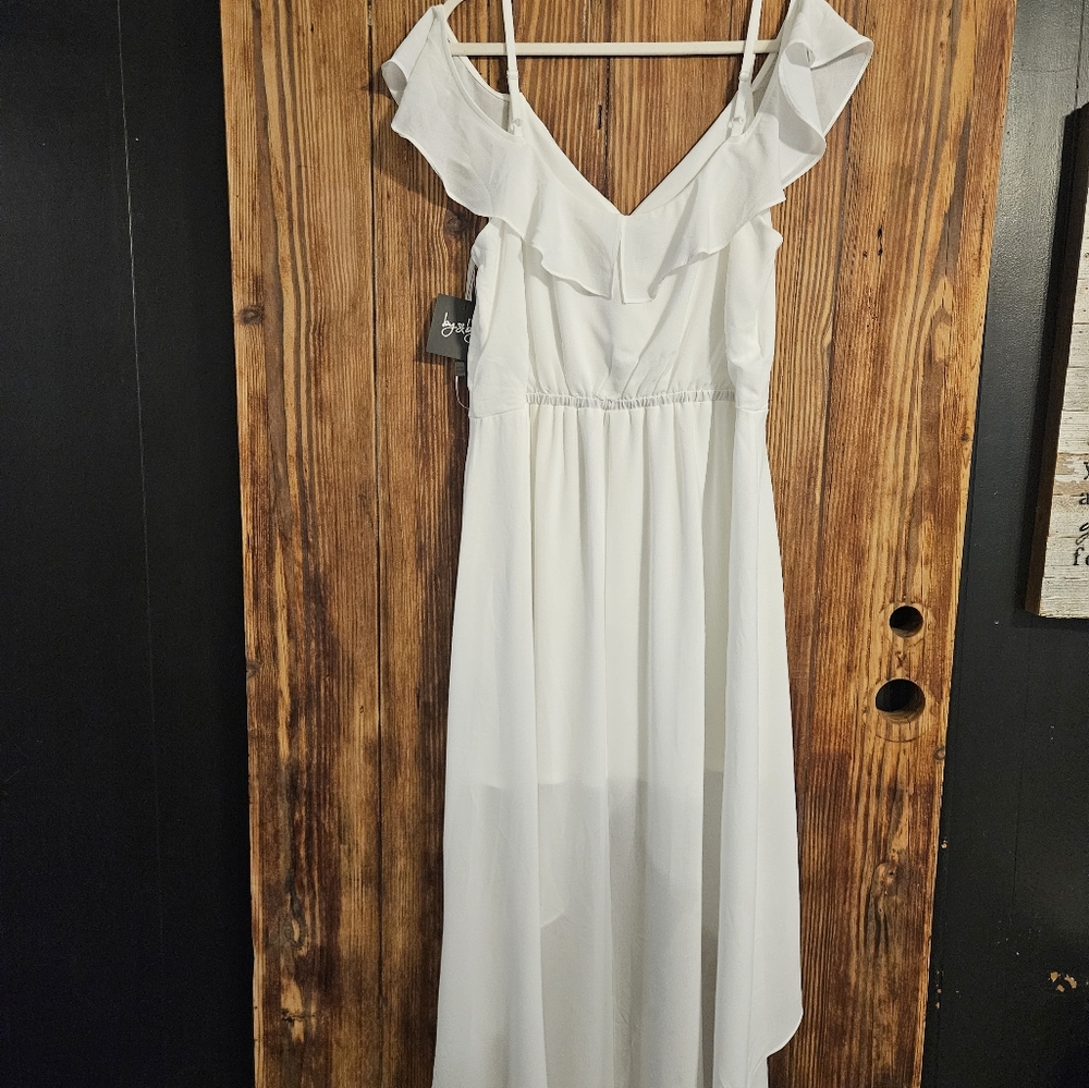 White Ruffle Dress - Picture 6 of 9